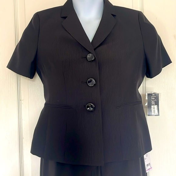 NWT Pant Suit Set - Picture 1 of 7